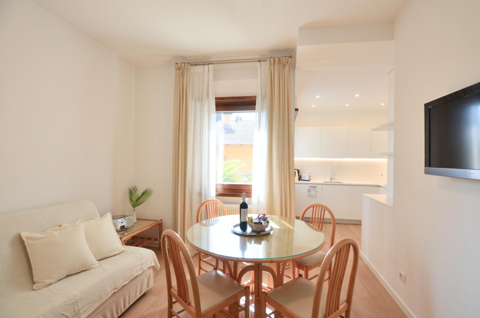 Villa Phoenix - Lake Apartments Рива-дель-Гарда Экстерьер фото